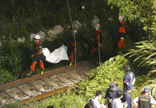 APTOPIX Taiwan Train Accident